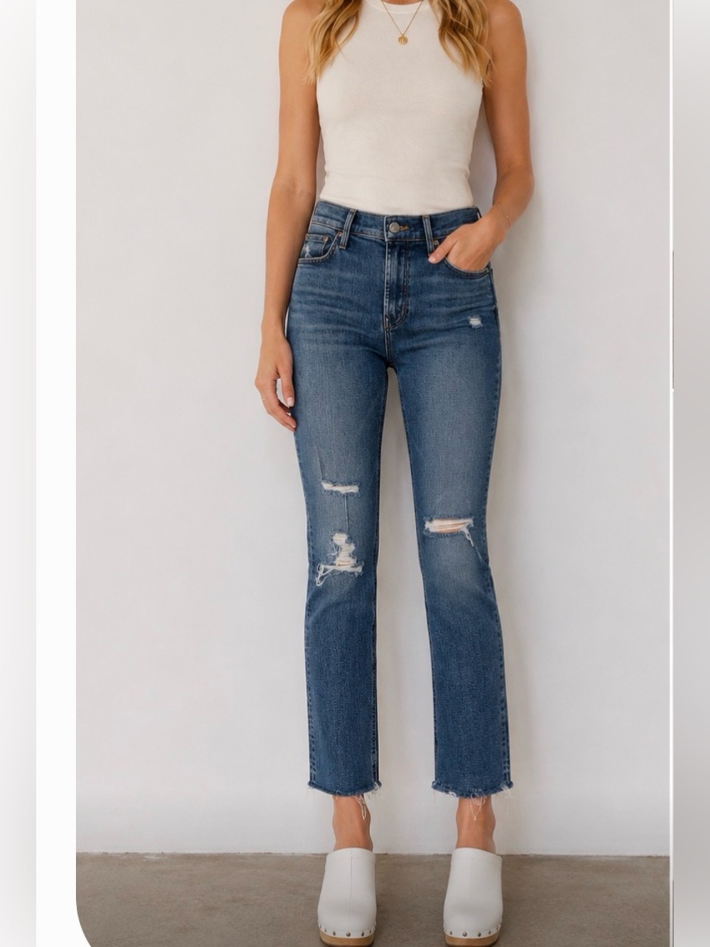 MOTHER Mid Rise Dazzler Ankle Fray Weekend Warrior Jeans 25